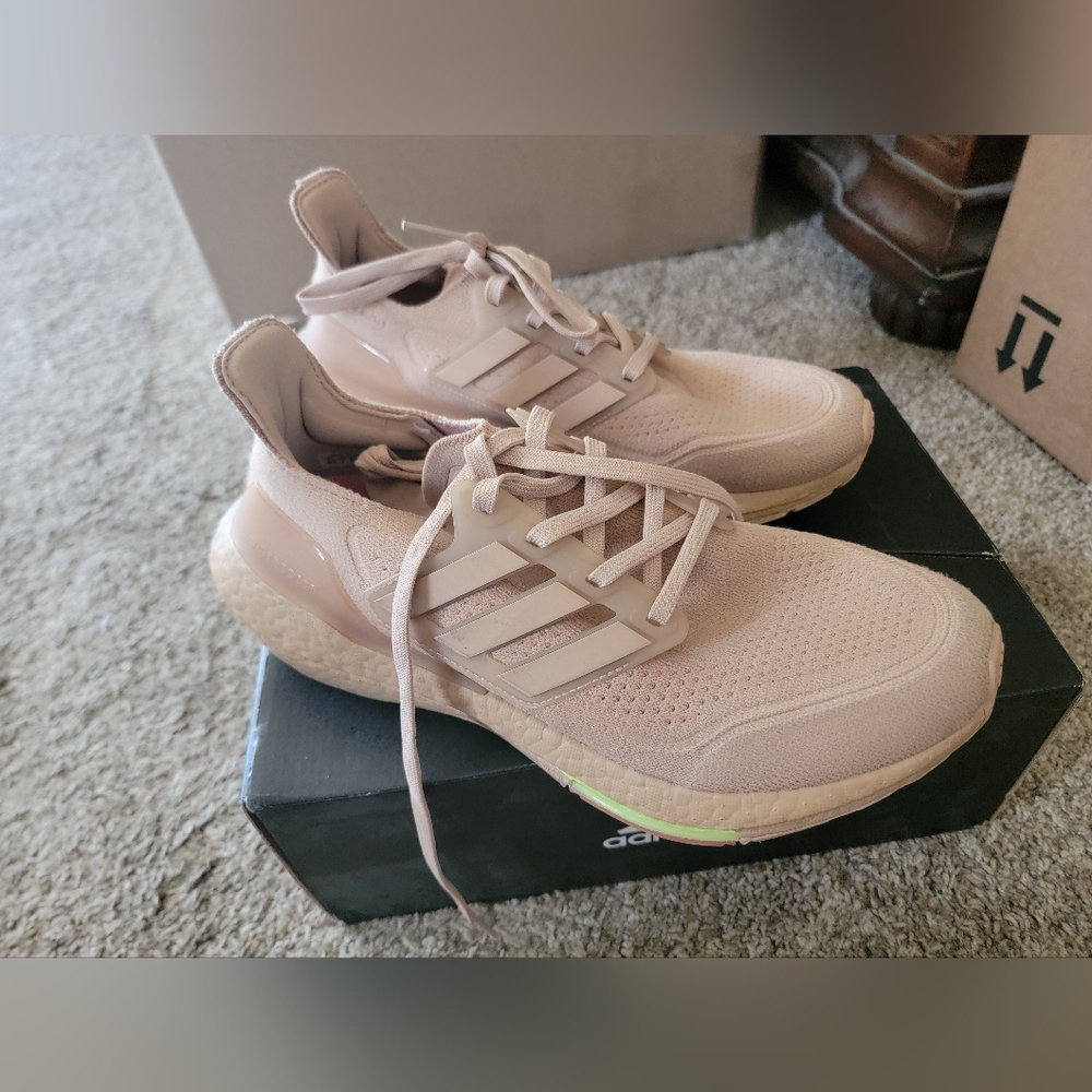 ADIDAS SNEAKER WOMAN 8.5 NUDE / SKIN COLOR
